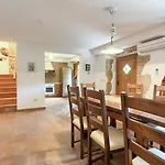 Villa Mediterana